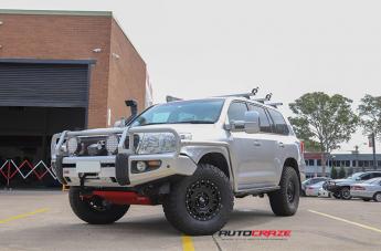 TOYOTA LANDCRUSIER HOLESHOT XD SATIN BLACK